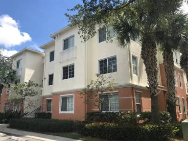 Main picture of 9845 Baywinds Dr