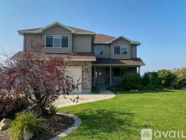 Main picture of 83 Canterbury Cir