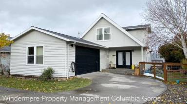 Main picture of 2898 Hazel Ave