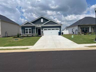 Main picture of 306 Crimper Ln