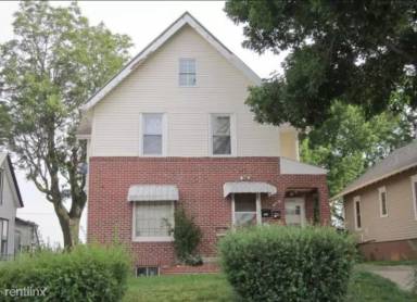 Main picture of 6038 1/2 Binney St