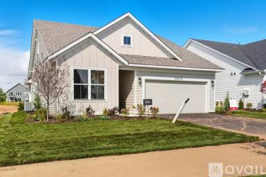 Main picture of 10970 37th St N