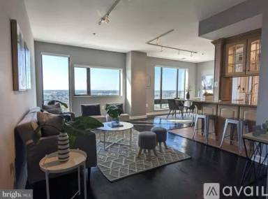 Main picture of The Towers at Harbor Court