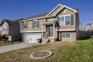 Main picture of 19350 Laci St