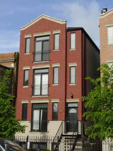 Main picture of 6330 S Ingleside Ave