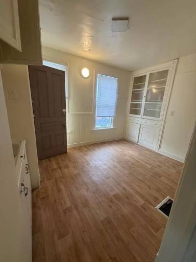Main picture of 1551 S 9th St