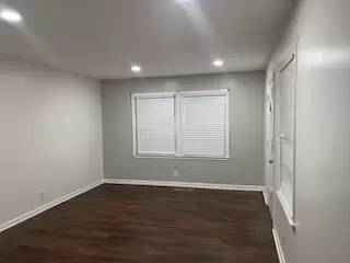 Main picture of 1637 17th St SW