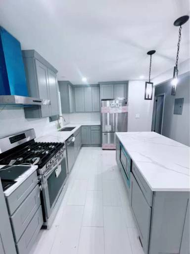 Main picture of 545 Yale Ave