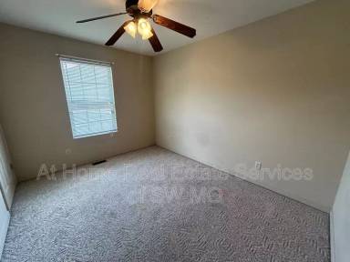 Main picture of 1118 N Missouri Dr
