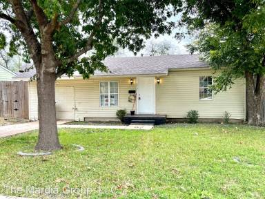 Main picture of 1316 Caruth Dr