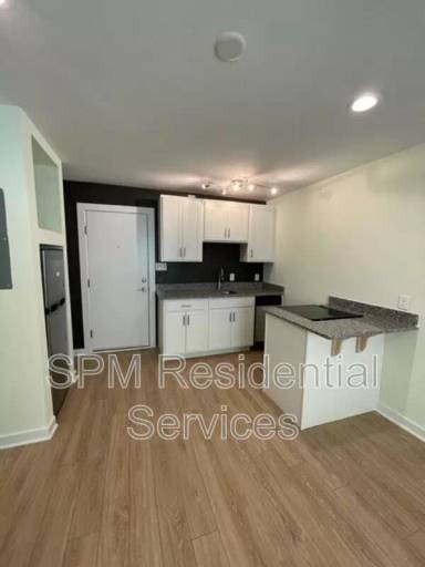 Main picture of 718 S 5th Ave
