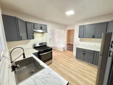 Main picture of 146 Grand Ave