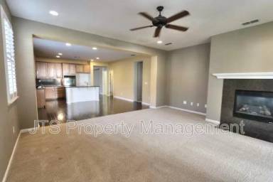 Main picture of 5718 La Venta Way