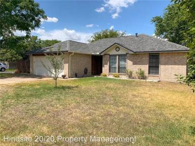 Main picture of 2500 Beverly Cv