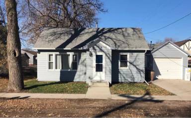 Main picture of 108 E 5th Ave