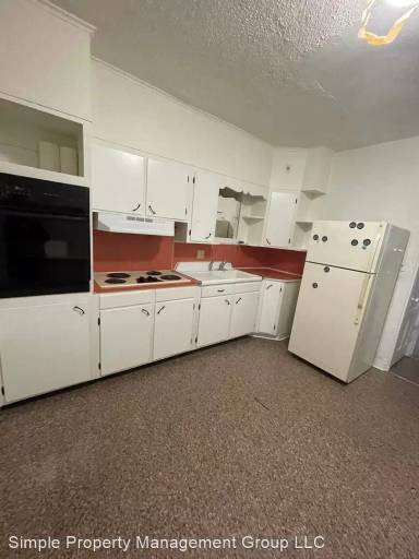 Main picture of 319 N 2nd St