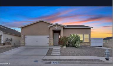Main picture of 13729 Lago Vista Ave