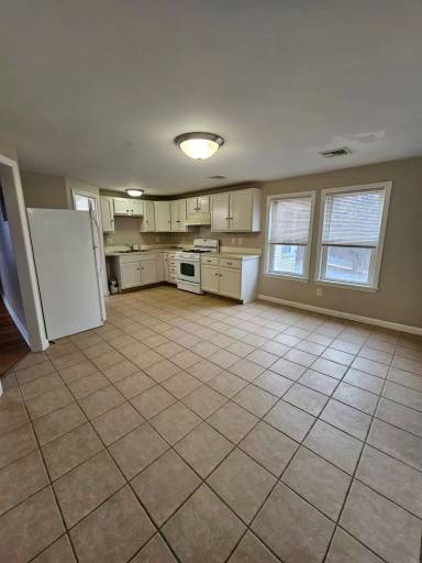 Main picture of 76 Congress St