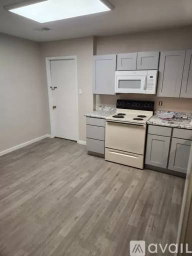 Main picture of 2476 Brodhead Rd