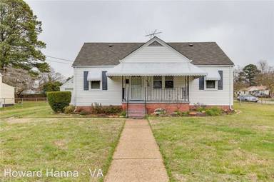 Main picture of 2400 Bruce St
