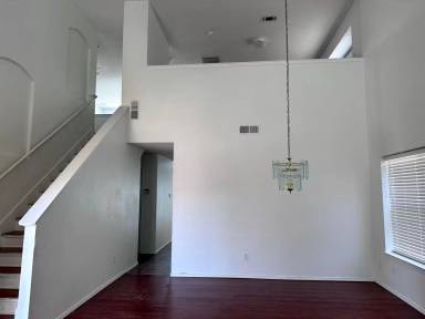 Main picture of 1607 Powder Horn Ln