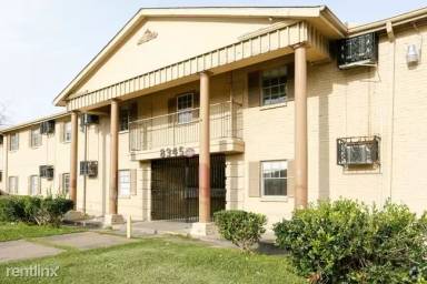 Main picture of Villas at Park Place