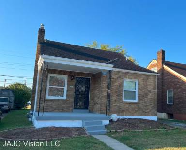 Main picture of 1702 Harold Ave