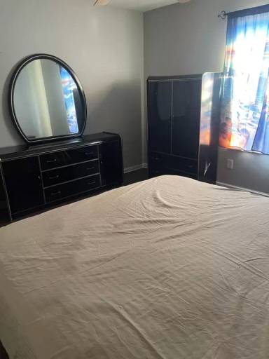 Main picture of 1555 Harrier Dr