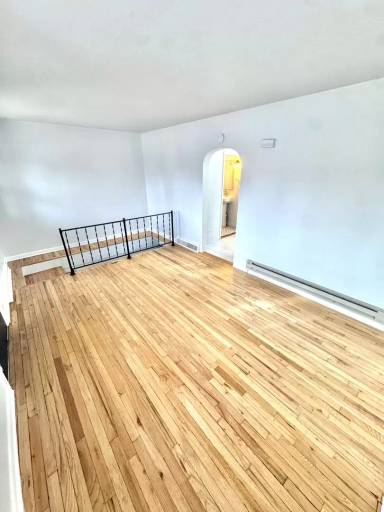 Main picture of 709 E Union Blvd