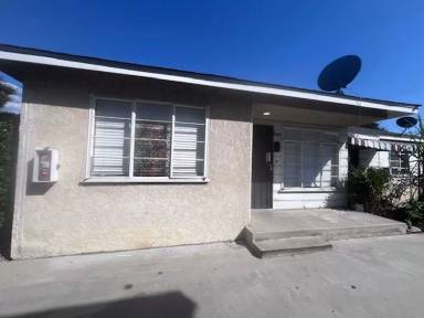 Main picture of 642 Salem St