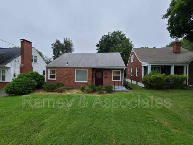 Main picture of 2604 Greenup Rd
