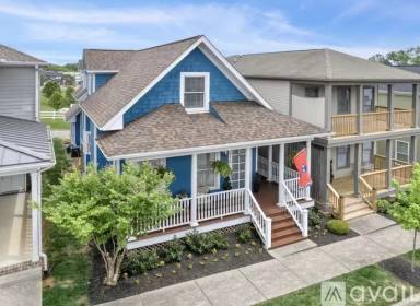 Main picture of 315 Augusta Ave