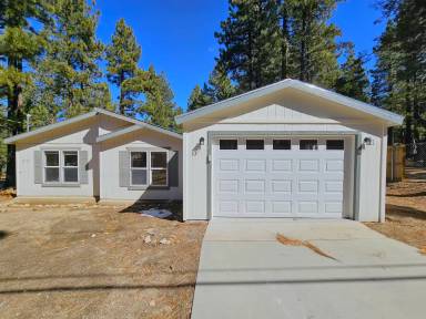 Main picture of 2000 State Ln