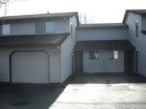 Main picture of 8709 NE Mason Dr