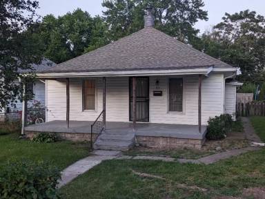 Main picture of 855 S Tremont St