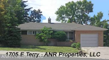 Main picture of 1705 E Terry St
