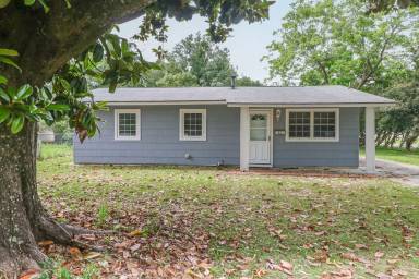 Main picture of 51 32nd St