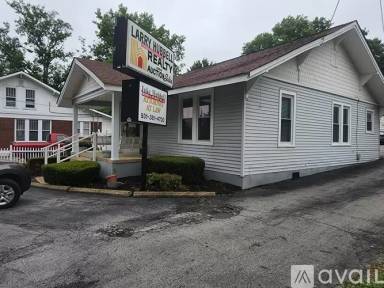 Main picture of 712 Trotwood Ave