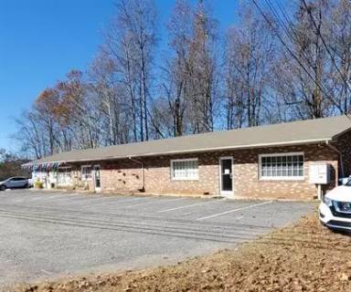 Main picture of 1022 River St