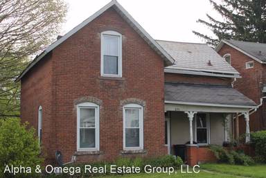 Main picture of 273 S Adams St