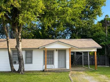 Main picture of 300 Delmar Ct