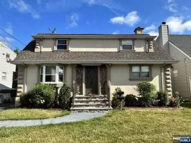 Main picture of 231 Falmouth Ave