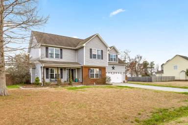 Main picture of 111 Louie Ln