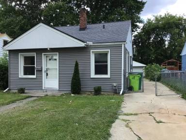 Main picture of 22757 Rosalind Ave