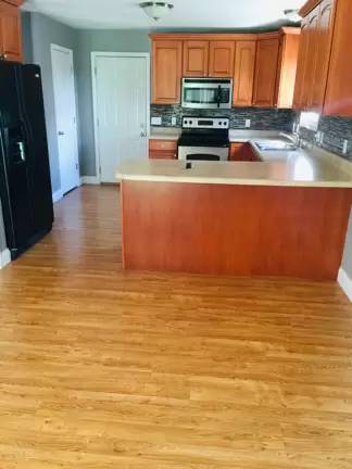 Main picture of 409 Dalhlia Dr