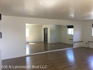Main picture of 506 N Larchmont Blvd