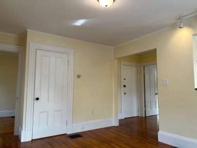 Main picture of 64 Frost St