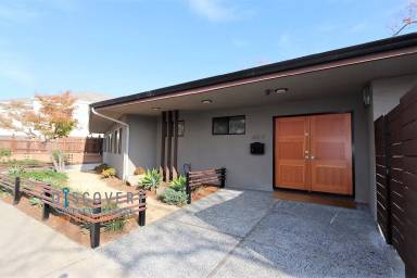 Main picture of 6014 Market St
