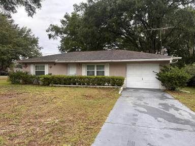 Main picture of 30 Hemlock Terrace Dr