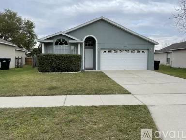Main picture of 2219 Justin Ave